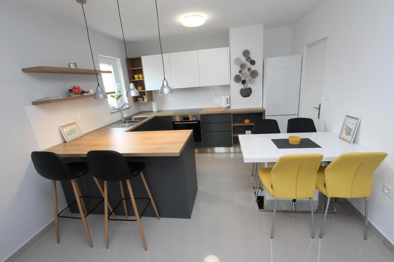 רוביני Apartment Sorriso 2 מראה חיצוני תמונה